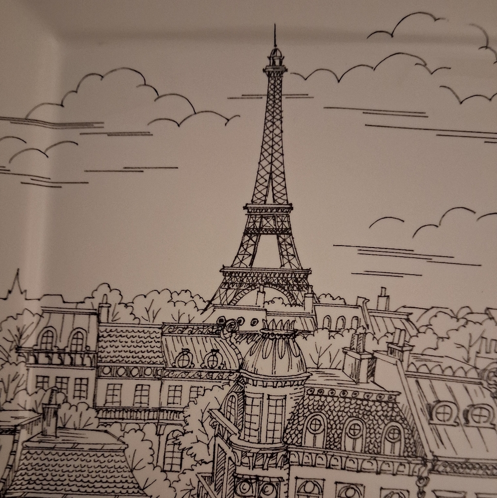222 Fifth Dinner Plate "City Scenes In Black & White" Paris Scene W/Eiffel Tower - Picture 2 of 3